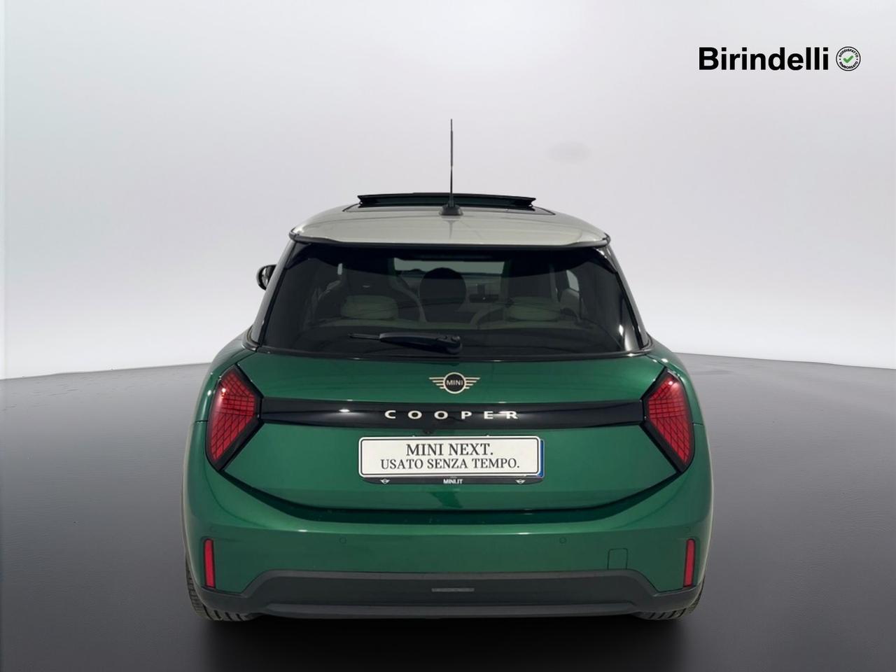 MINI Mini 5ª serie (F66) - Mini Cooper C Favoured