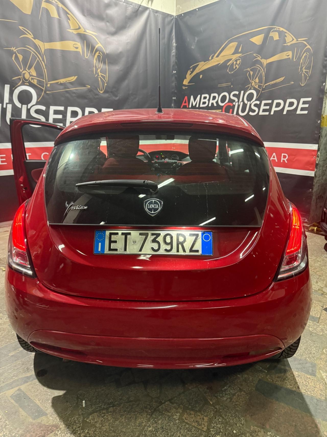 Lancia Ypsilon 1.2 69 CV 5 porte GPL Ecochic Gold