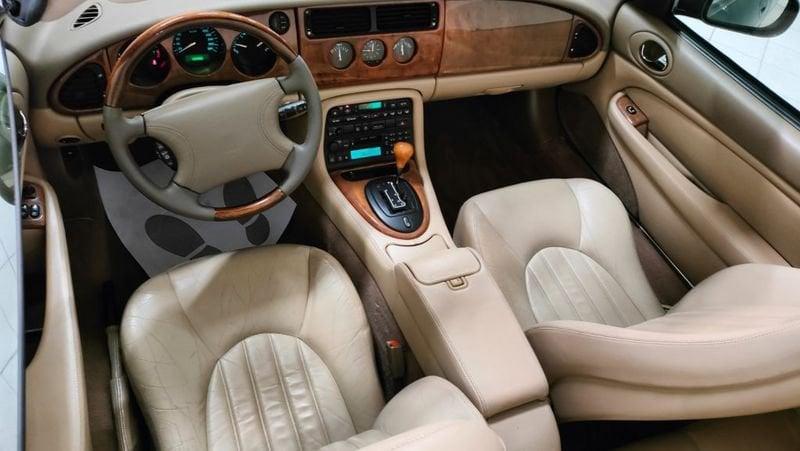 Jaguar XK XK8 ISCRITTA ASI + CERTIFICATO d' AUTENTICITA' JAGUAR