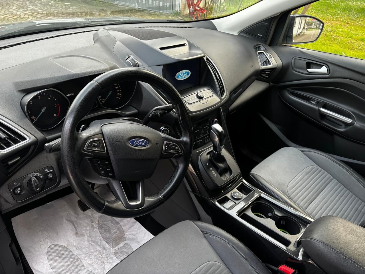 Ford Kuga 2.0 TDCI 180 CV S&S 4WD ST-Line CAMBIO AUTOMATICO BELLISSIMA PERMUTABILE