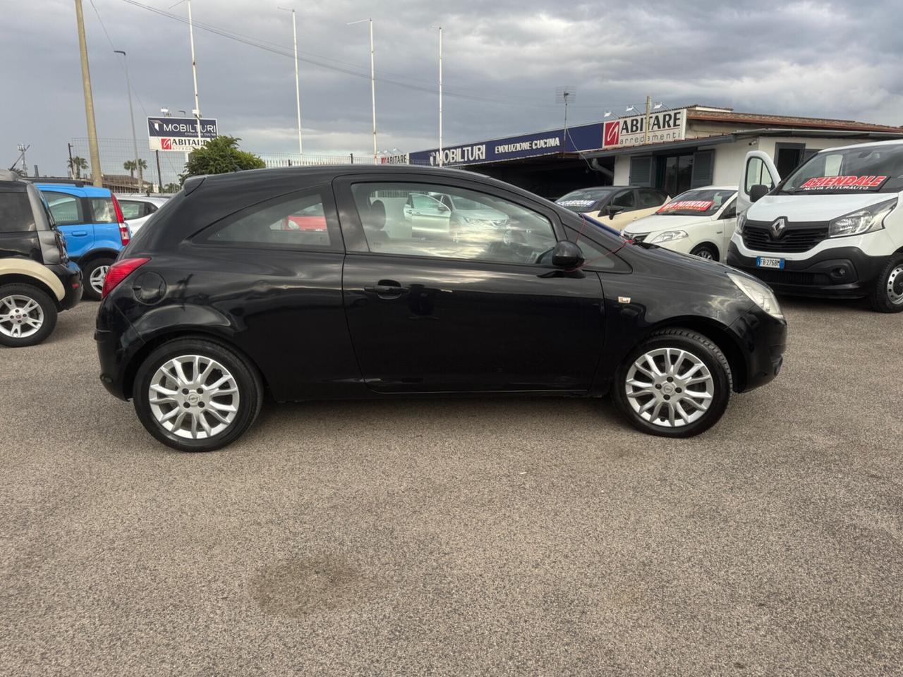 Opel Corsa 1.2 80CV 3 porte GPL-TECH Club