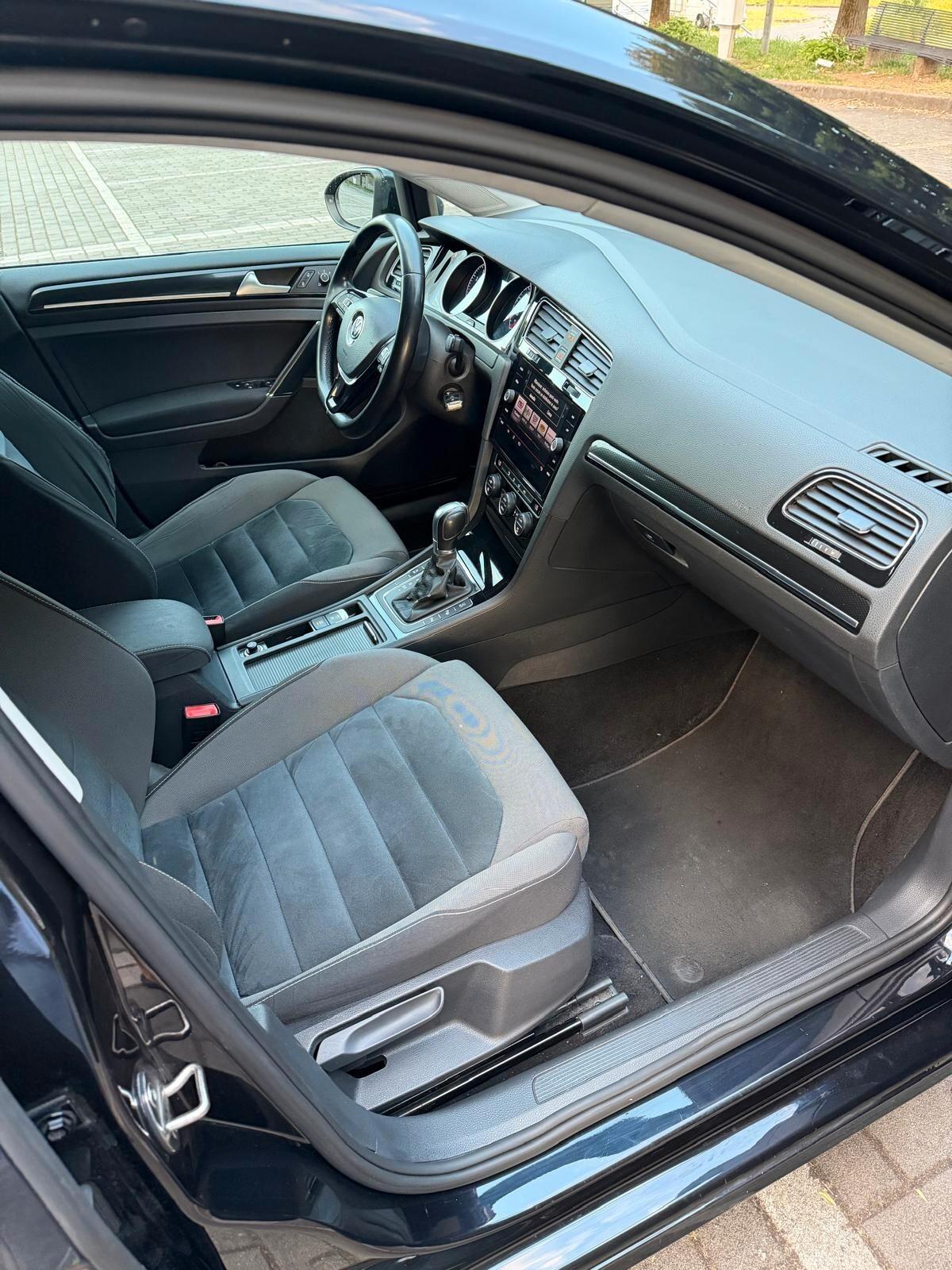 Volkswagen Golf Business 1.4 TSI DSG 5p. Highline BlueMotion Tech.