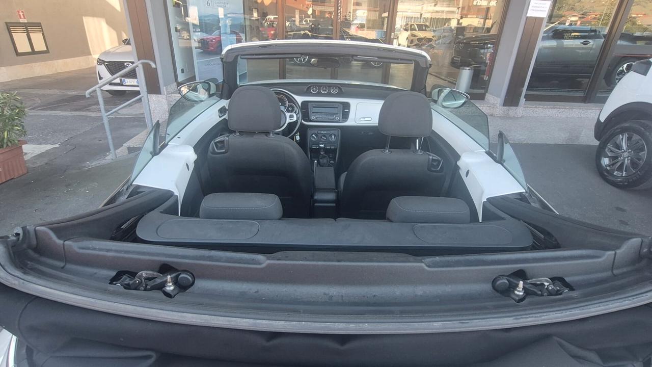 Volkswagen Maggiolino Cabrio 1.6 TDI Design