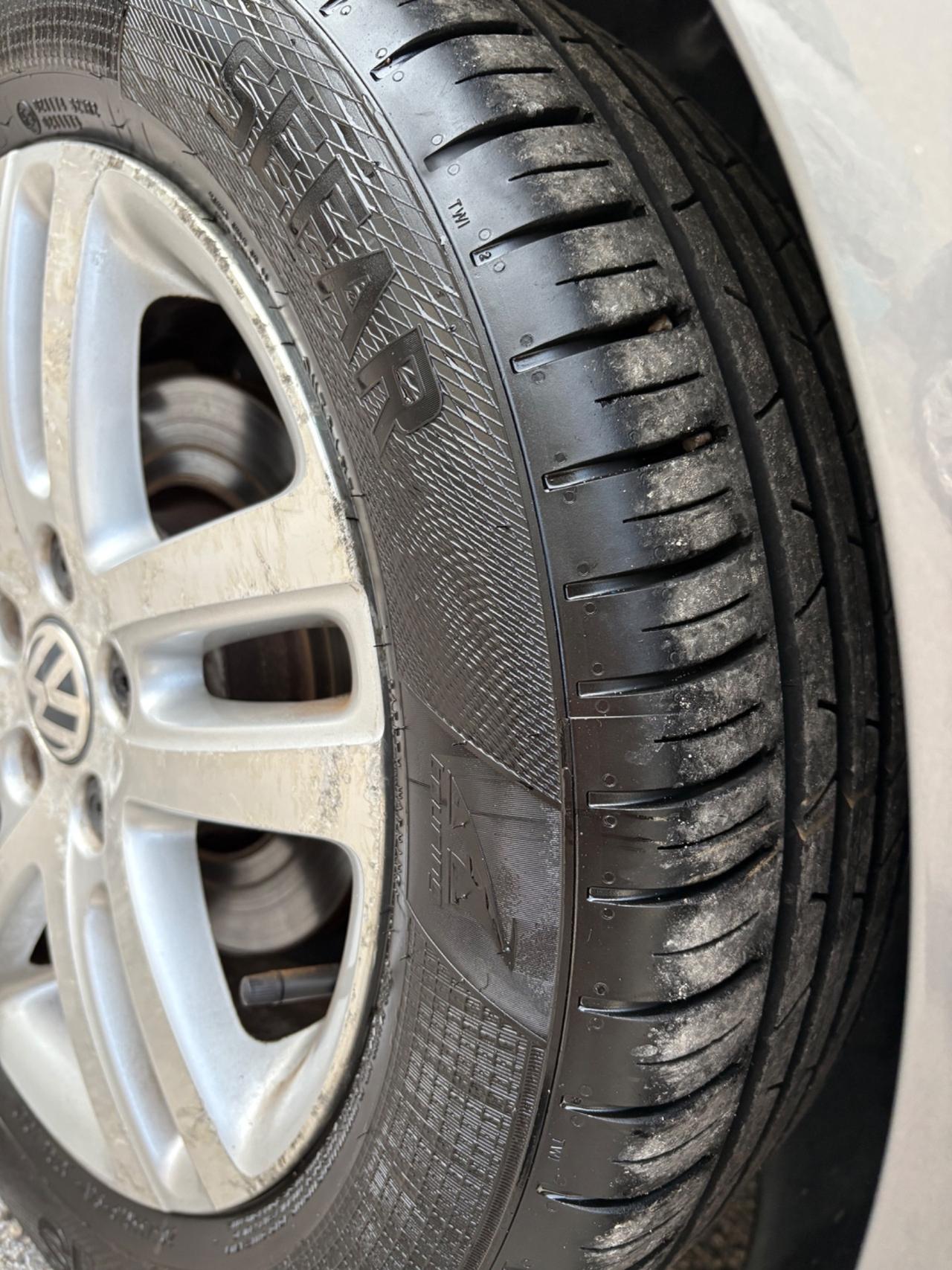 Volkswagen Golf Plus 1.6 benzina 102000km !!