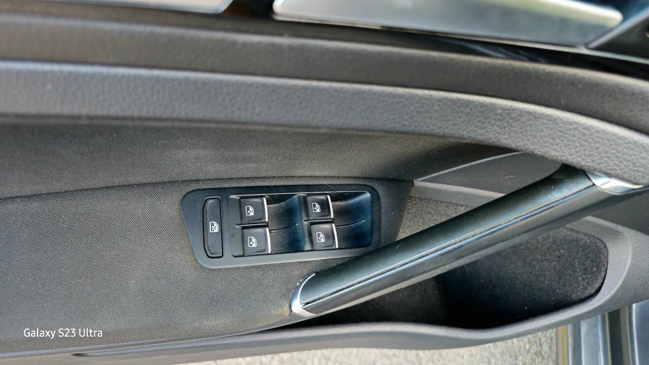 Golf 7.5 TGI EXCUTIVE METANO GARANTITA 12 MESI