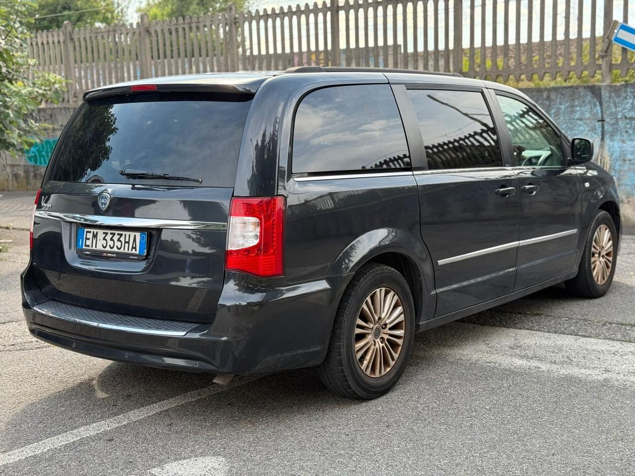 Lancia Voyager 2.8 Turbodiesel Platinum 163 CV
