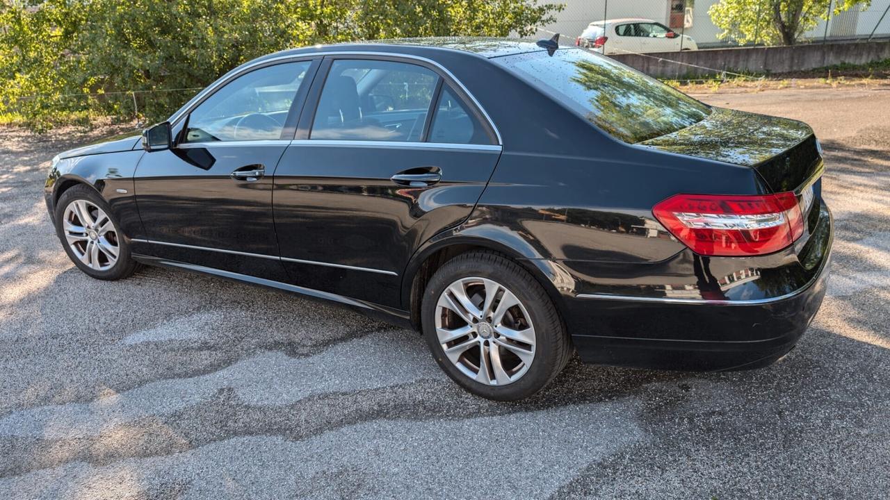 Mercedes-benz E 200 CGI BlueEFFICIENCY Avantgarde AUTOMATICA
