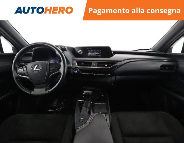 LEXUS UX Full Electric UX Hybrid Executive