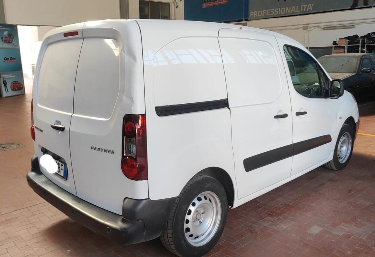 Peugeot Partner BlueHDi 100 L2 Furgone Pro