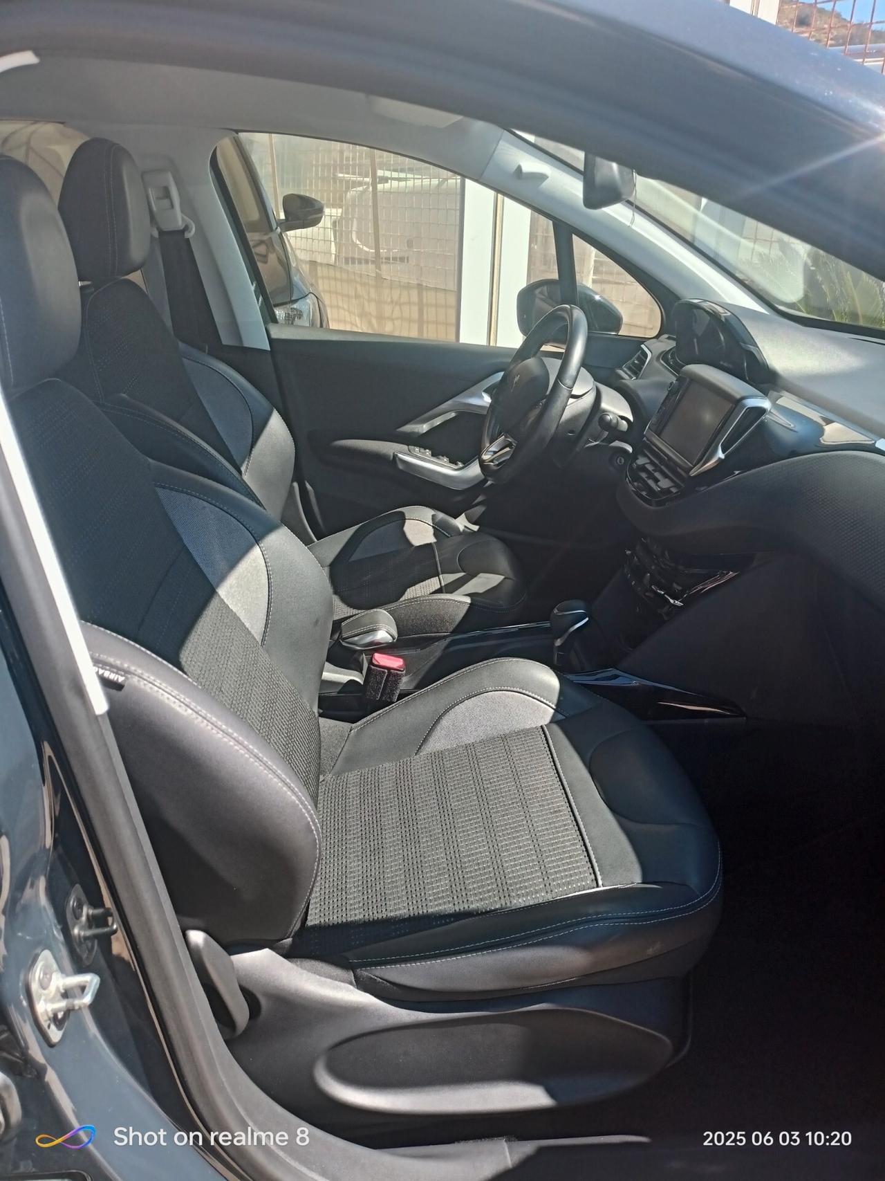 Peugeot 2008 BlueHDi 120 EAT6 S&S Allure