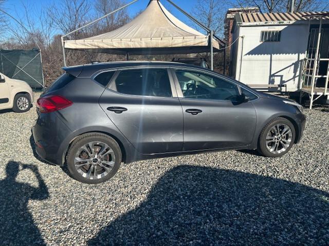 Kia Ceed cee'd 1.6 CRDi 110 CV 5 porte Class