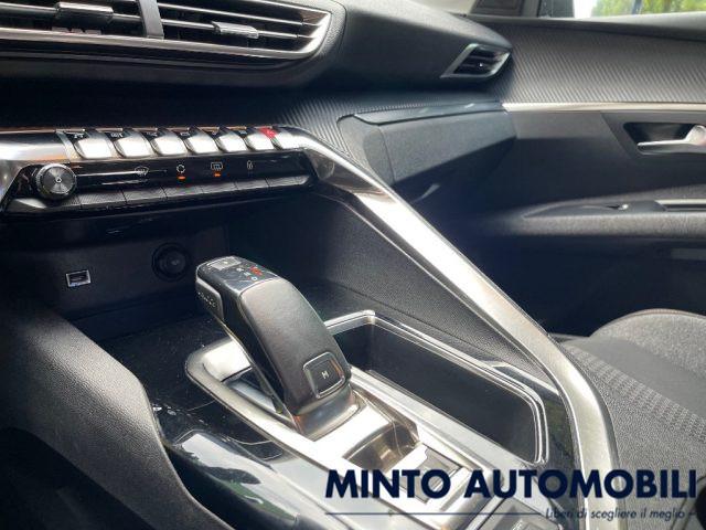 PEUGEOT 5008 1.5 BLUEHDI 130 CV AUTOMATICA 7 POSTI NAVIGATORE