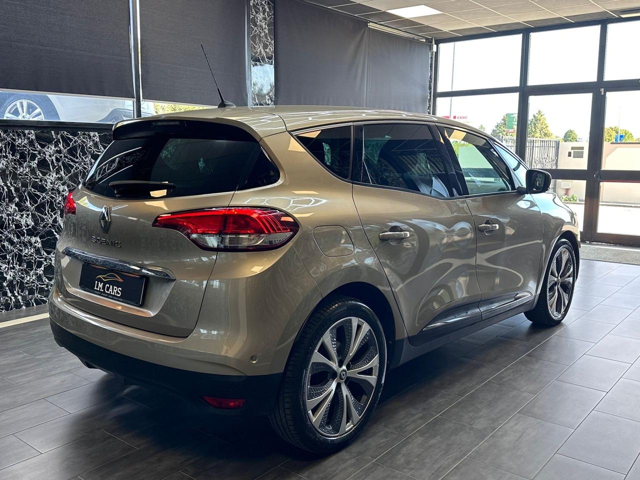 Renault Scenic Scénic dCi 8V 110 CV EDC Energy Bose
