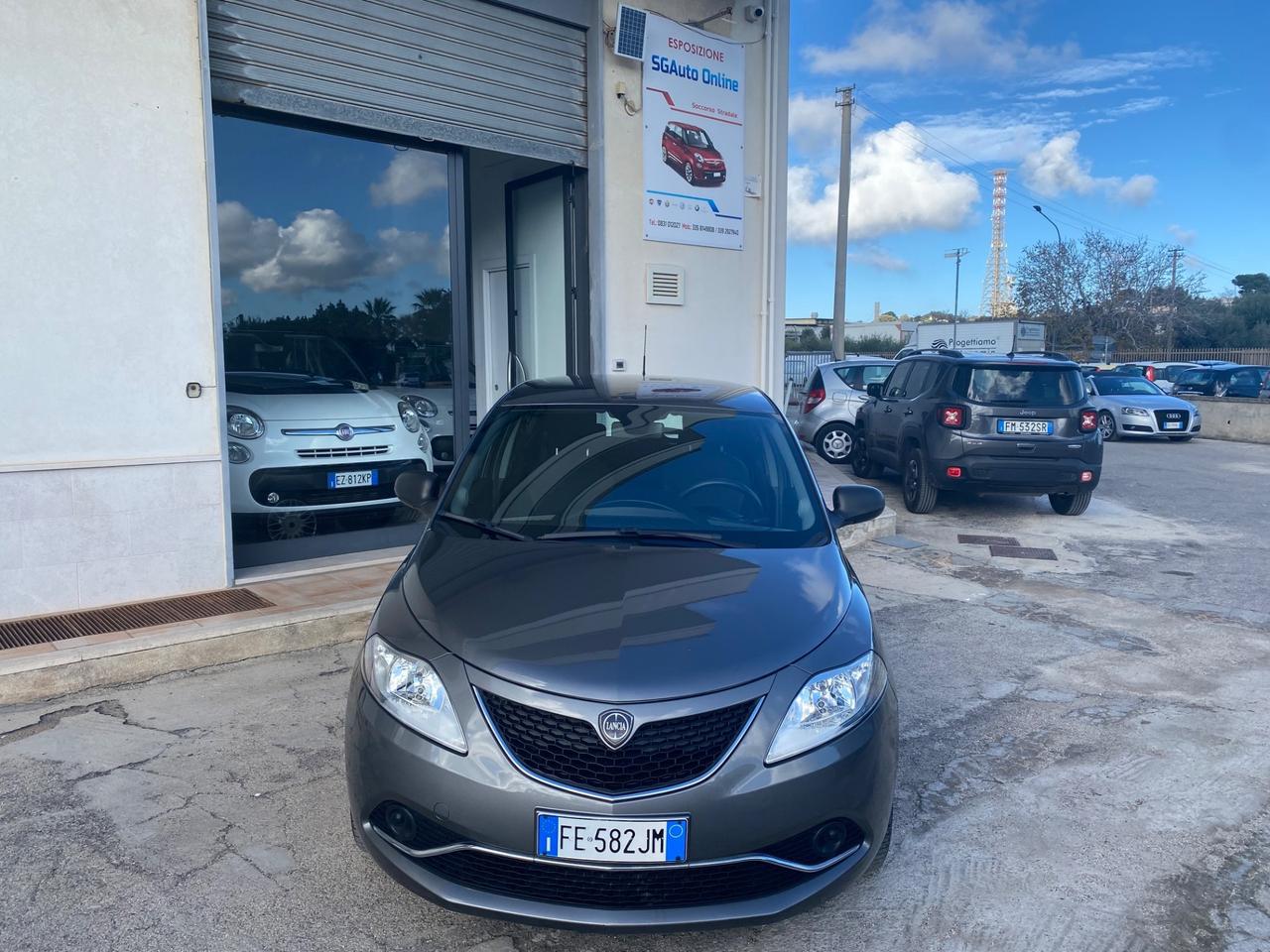 Lancia Ypsilon 1.2 69 CV 5 porte GPL Ecochic Gold