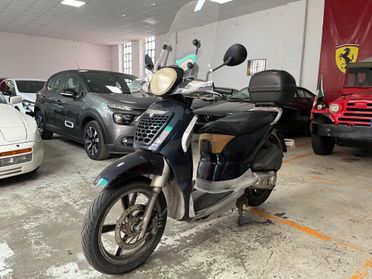 Aprilia Scarabeo 200