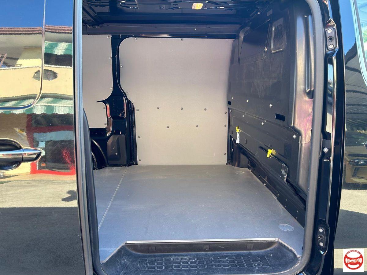 CITROEN Jumpy M 2.0 Bluehdi Club S&S 180cv EAT8 2.0 Bluehdi M Club S&S 180cv EAT8