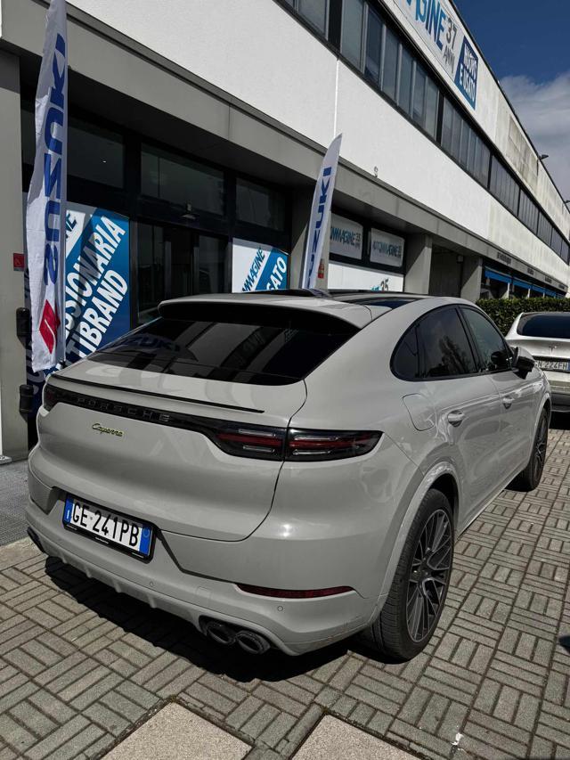 PORSCHE Cayenne Coupé 3.0 V6 E-Hybrid 462CV