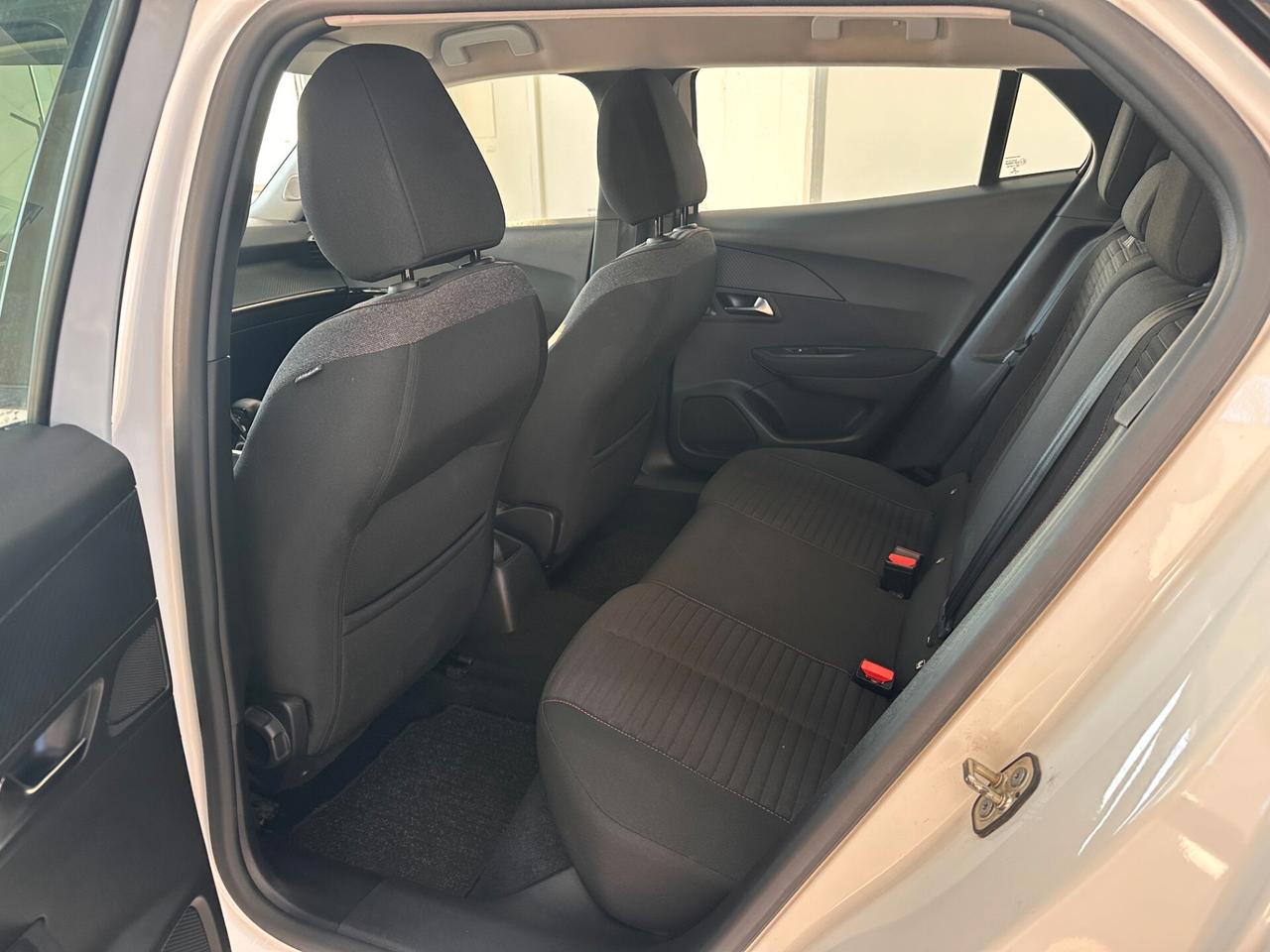 Peugeot 2008 PureTech 100 S&S Active