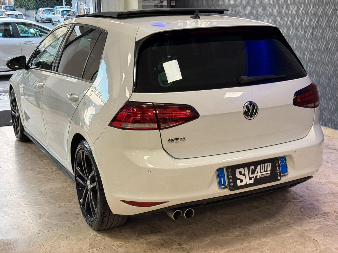 Volkswagen Golf GTD 2.0 TDI DSG 5p. Business BlueMotion Technology