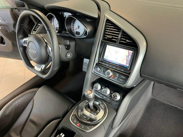 AUDI R8 Coupe 4.2 V8 TARGHE ORIGINALI ! SOLO 62000KM !