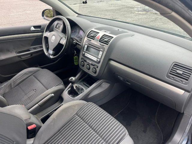 VOLKSWAGEN Golf 1.6 16V FSI 5p. SportLine