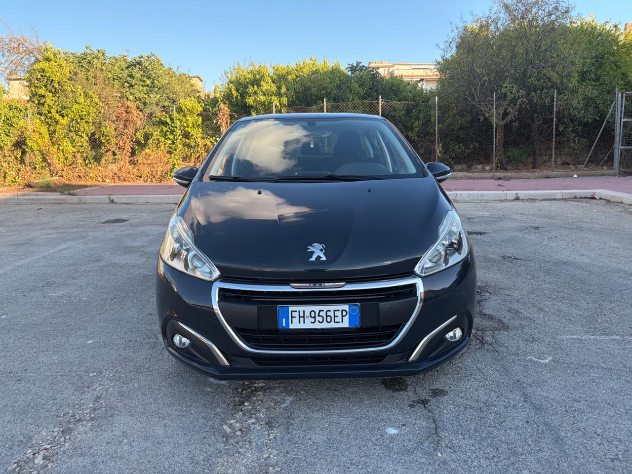Peugeot 208 BlueHDi 75 5 porte Allure