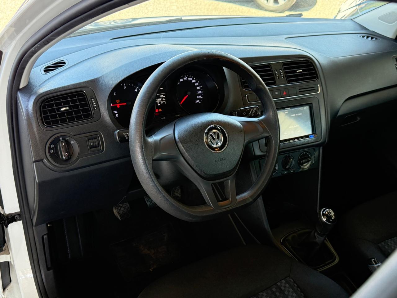 Polo 1.4 TDI- Comfortline-unipro-E6-rate-garanzia