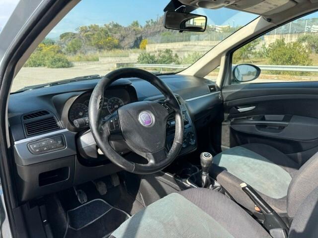 Fiat Grande Punto 1.3 MJT 75 CV 5 porte Dynamic