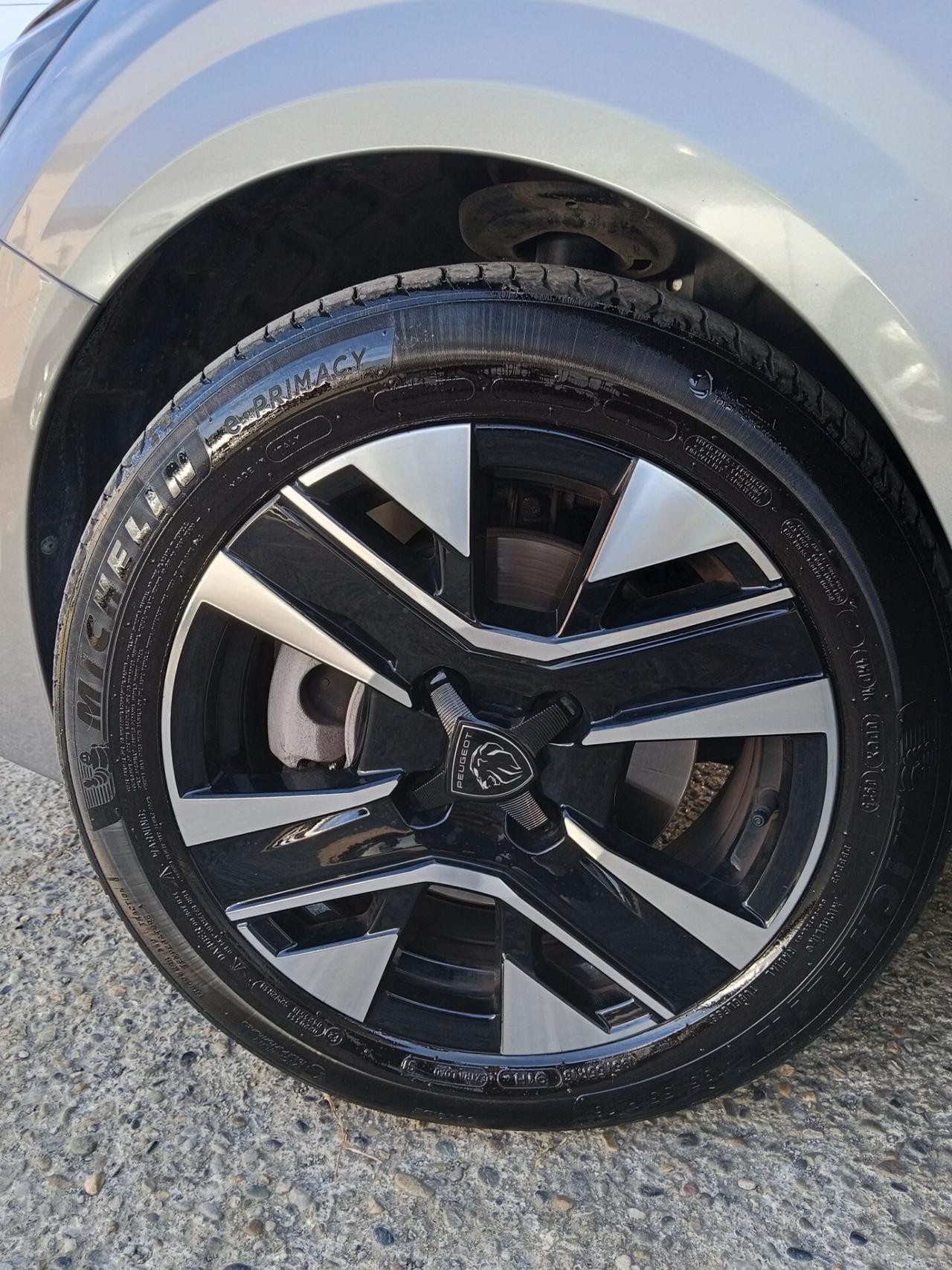 Peugeot 208 1.2 Allure