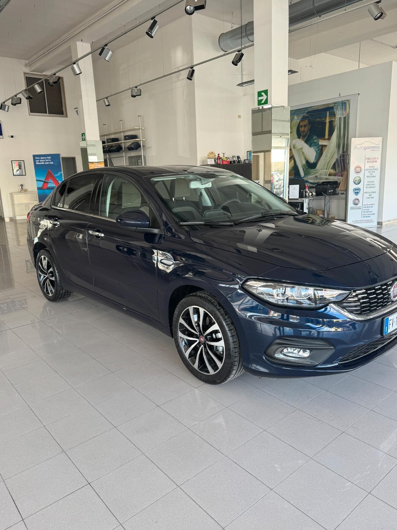 TIPO BERLINA KM 20000 FULL OPTIONAL