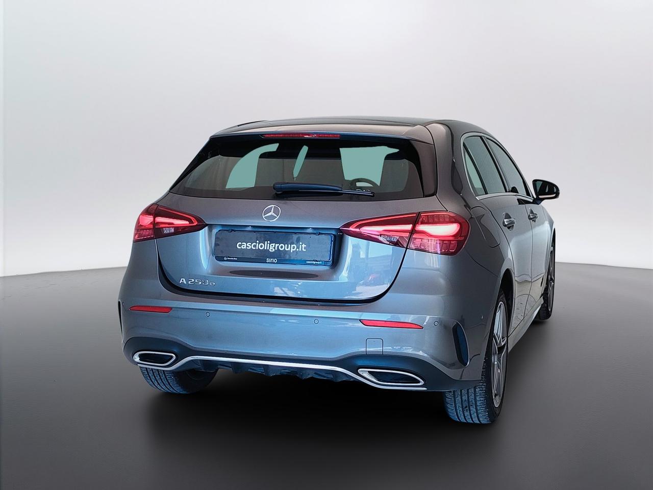 Mercedes-Benz Classe A - W177 2023 - A 250 e phev AMG Line Advanced Plus Digital Edition auto