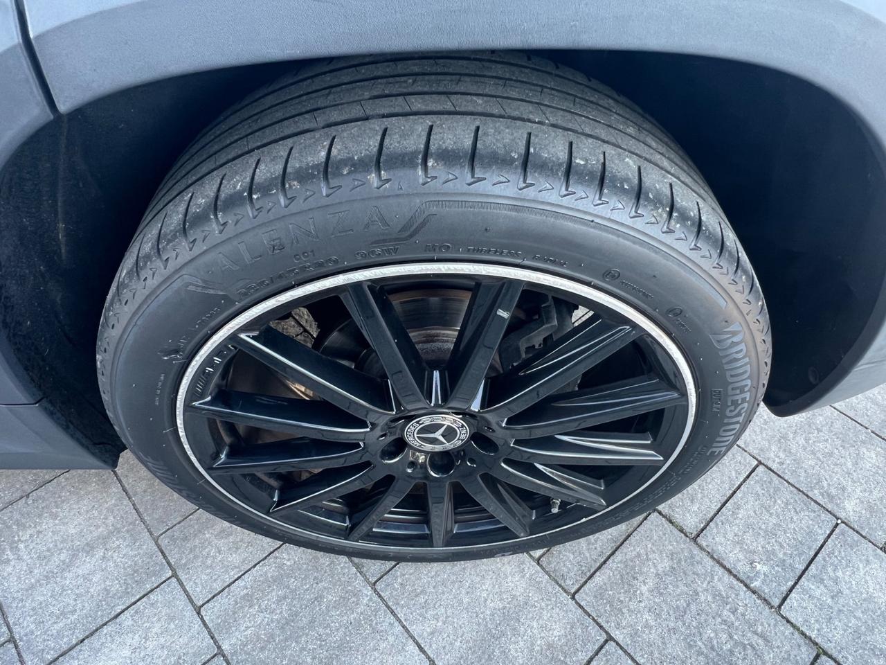 Mercedes-benz GLA 180 d Premium FINANZIABILE