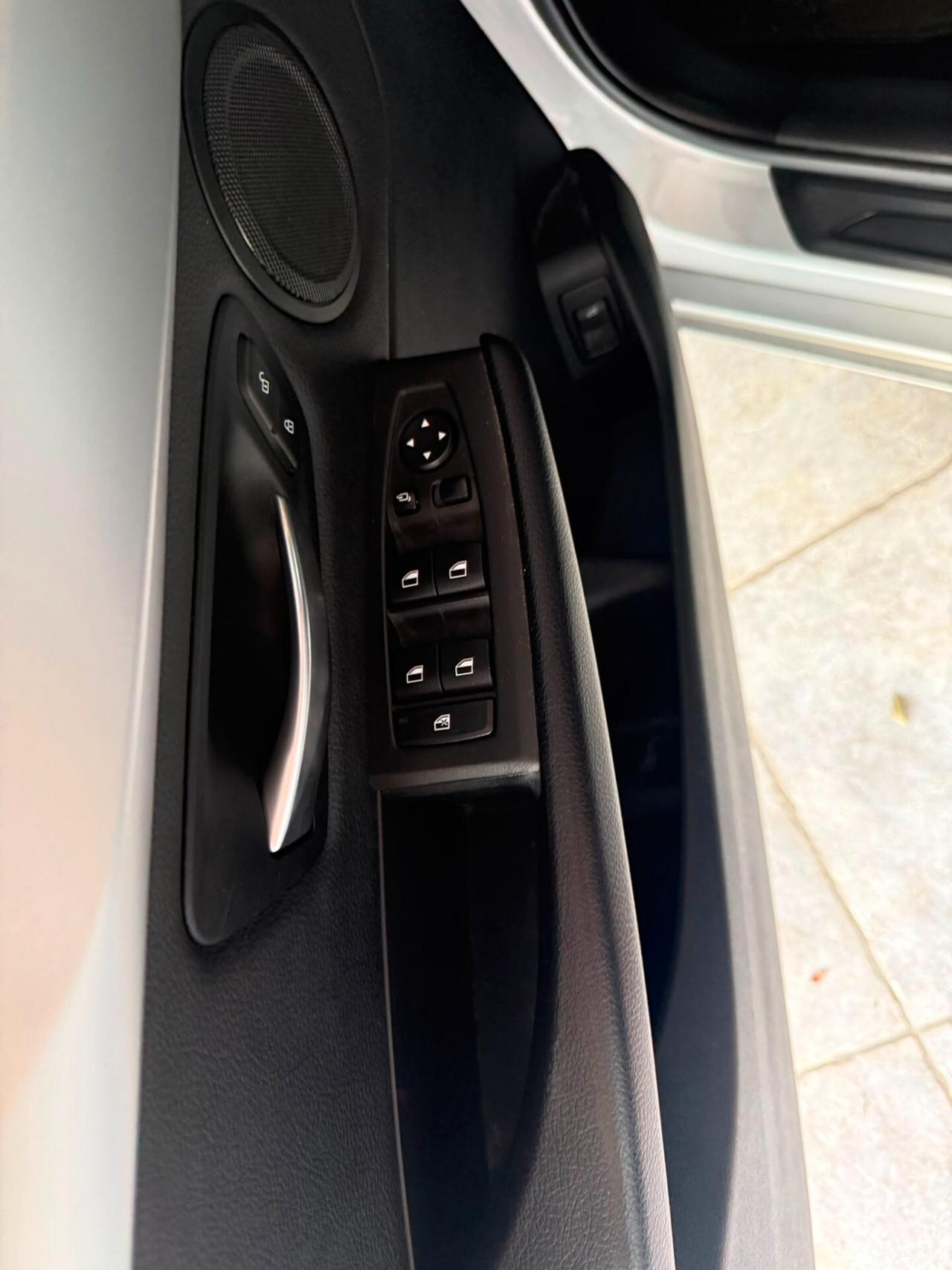 Bmw Serie 2 Gran Tourer 218d Luxury UNI PROPRIETARIO