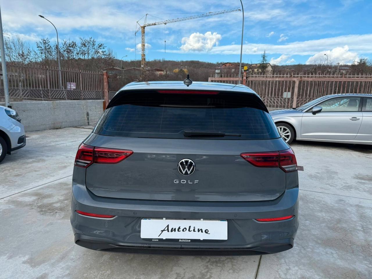 Volkswagen Golf 2.0 TDI -DSG- LUCI S-LED