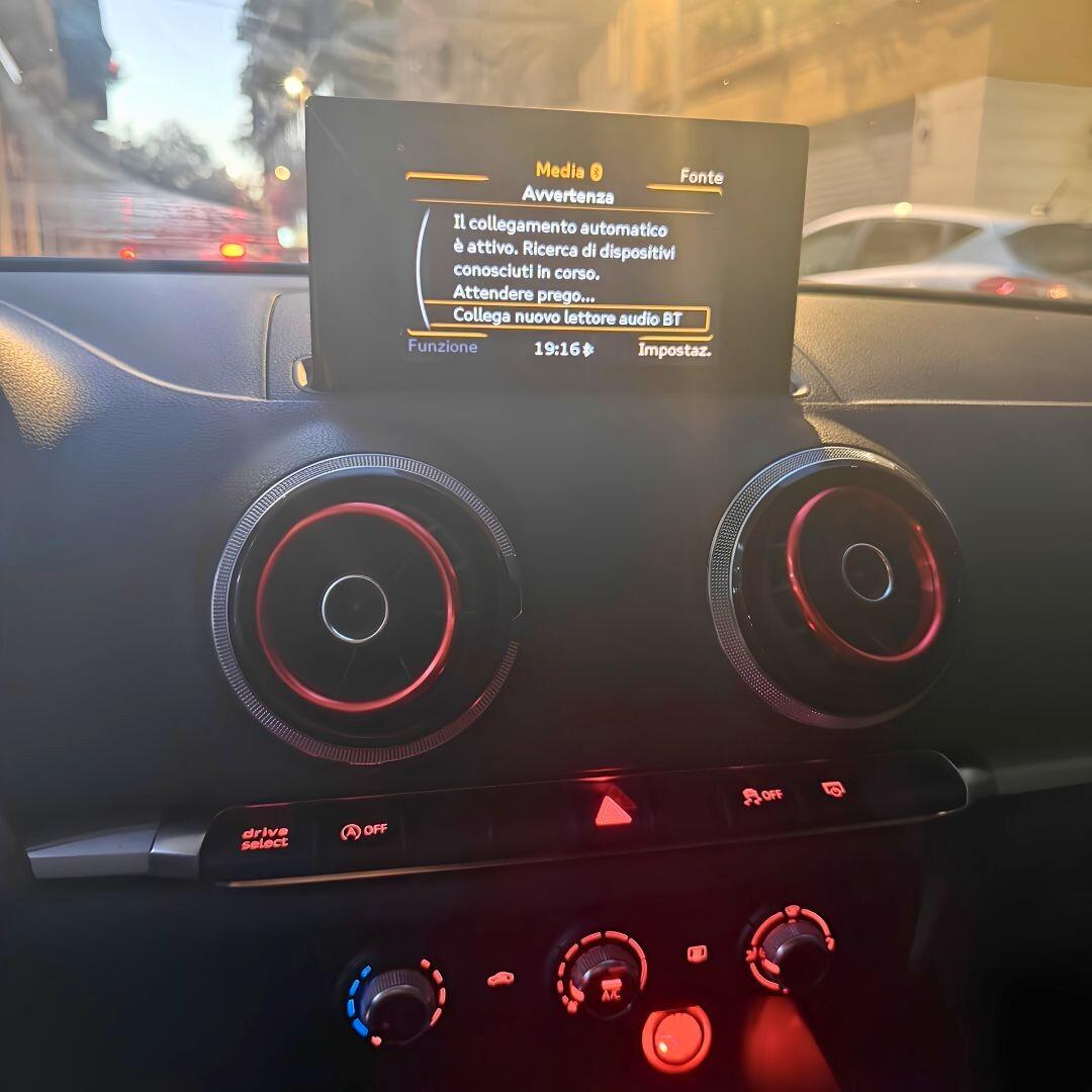 Audi A3 2.0 TDI S tronic - 150CV