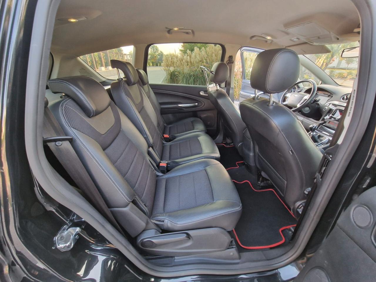 Ford S-Max 2.0 TDCi 163CV New Titanium
