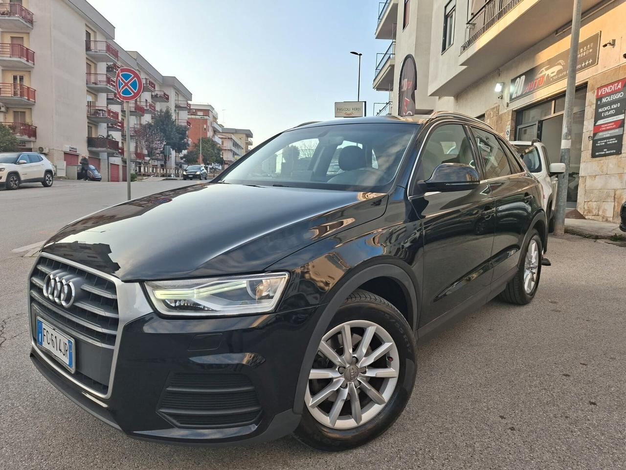 Audi Q3 2.0 TDI * Navi * Full Led * Garantita 12 Mesi
