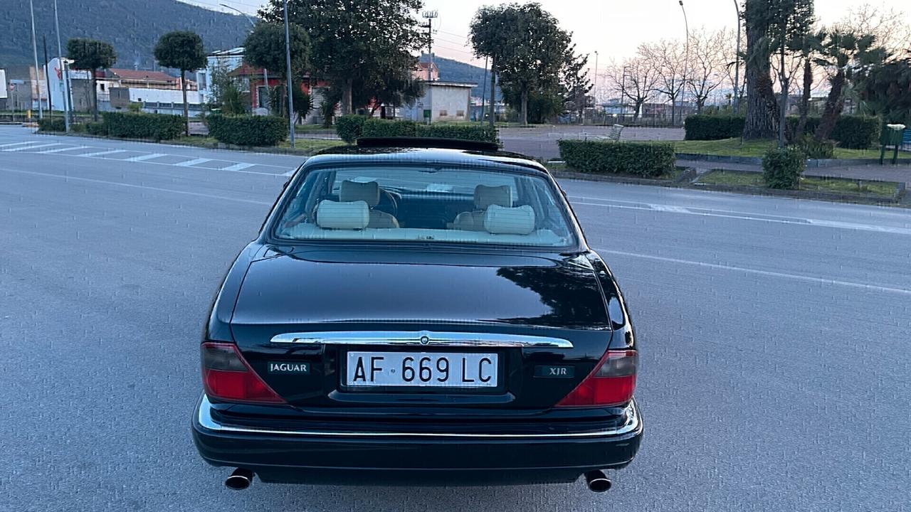 Jaguar XJR 4.0 325 cv con tetto apribile 1996 full