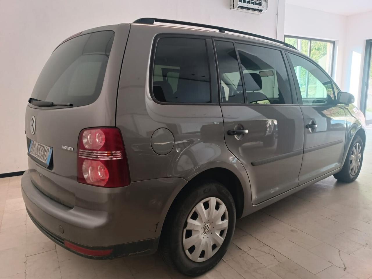 Volkswagen Touran 2.0 Trendline Ecofuel 7 Posti