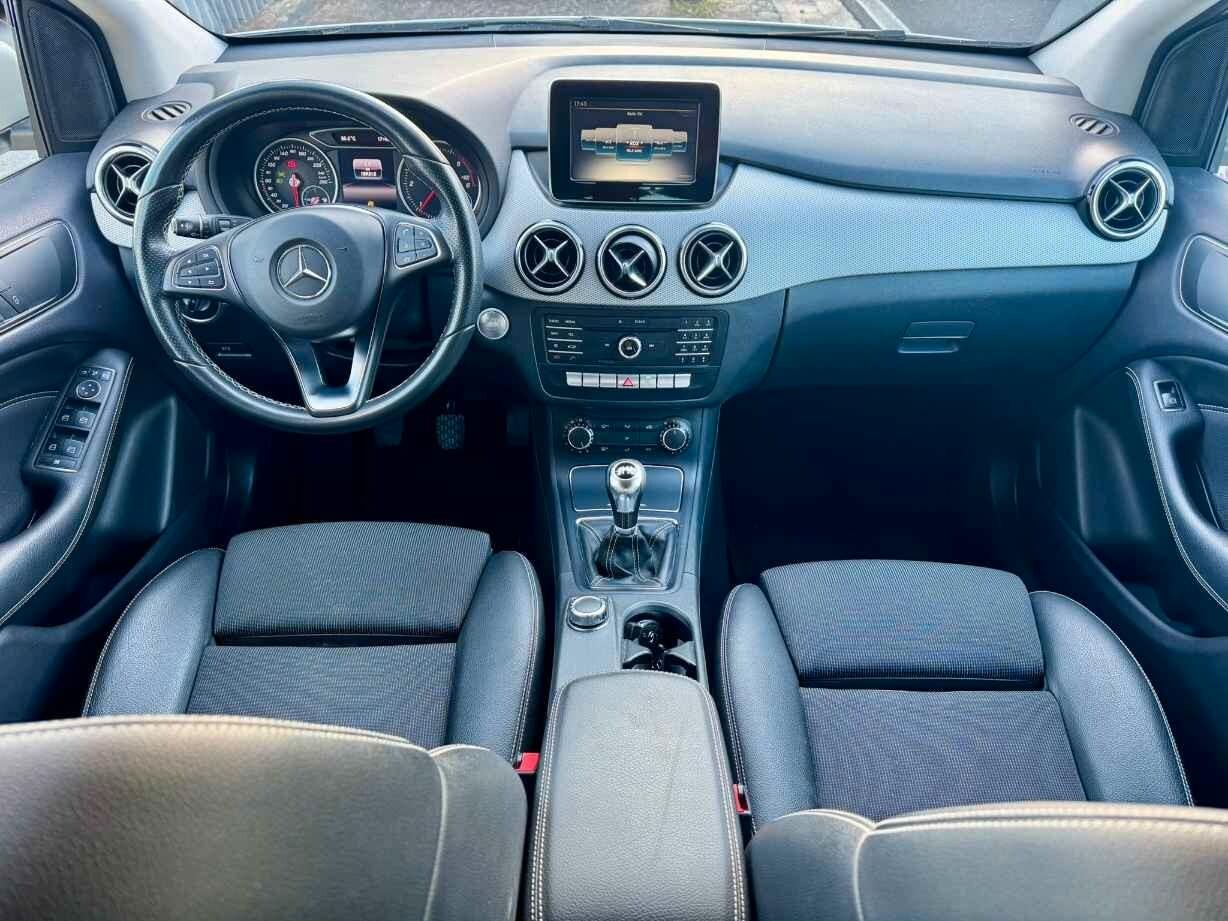 MERCEDES CLASSE B 180 D 1.5 PREMIUM