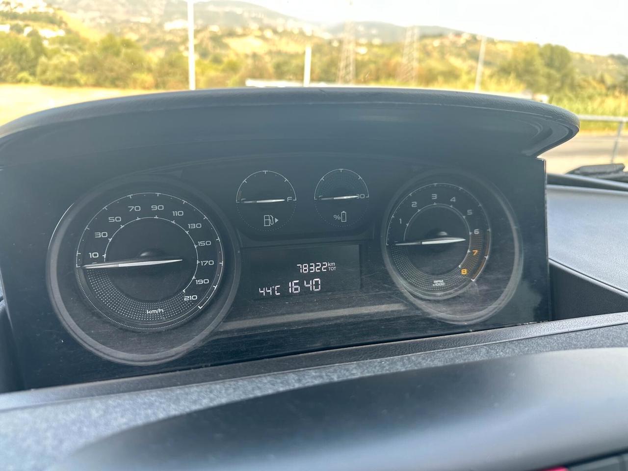 Lancia Ypsilon 1.0 FireFly 5 porte S&S Hybrid Silver