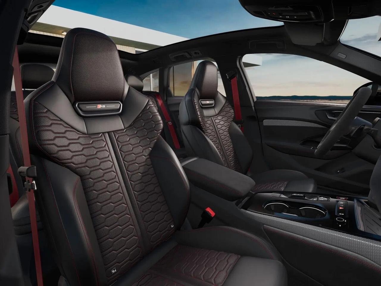 Audi RS5 PERFORMANCE