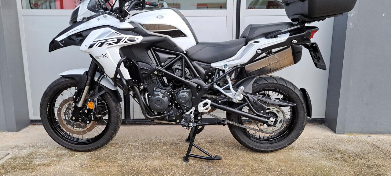 Benelli TRK 502