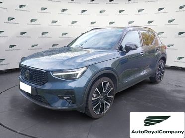 Volvo XC40 XC40 2.0 b4 Ultra Black Edition auto