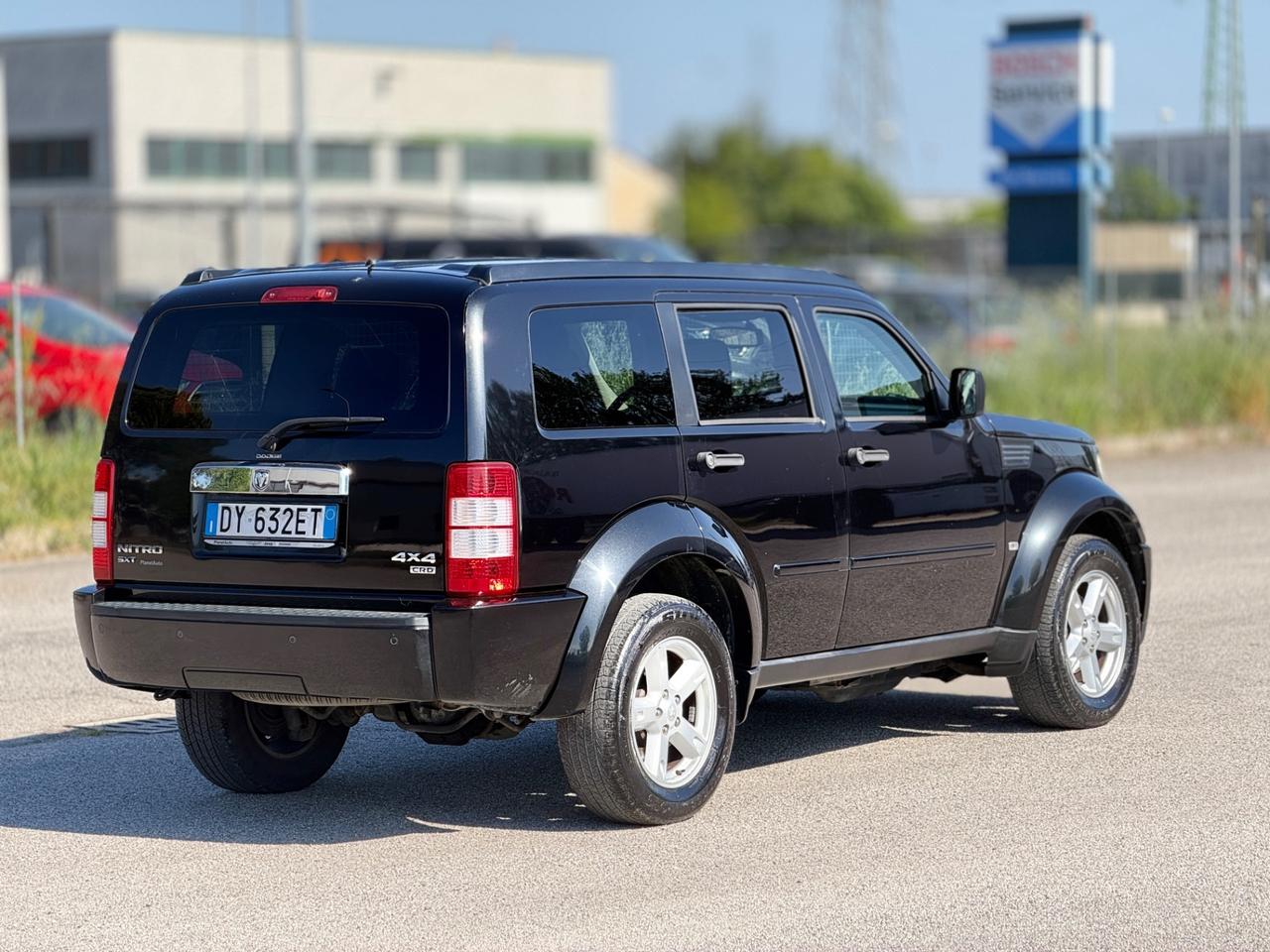 Dodge Nitro 2.8 CRD 4x4 2010 Garanzia 12 mesi