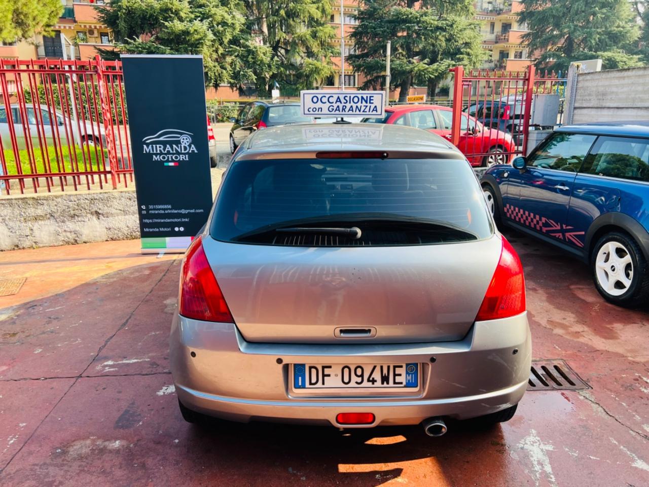 Suzuki Swift CON 12 MESI DI GARANZIA INCLUSI NEL PREZZO