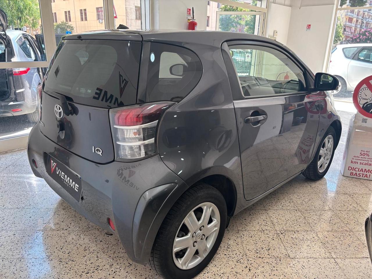 Toyota iQ 1.0 CVT Lounge