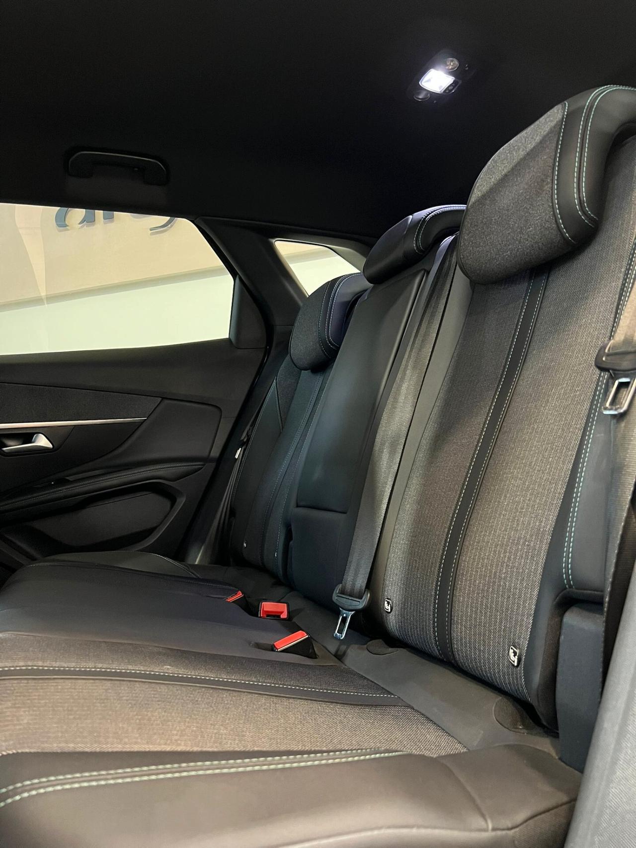 Peugeot 3008 PureTech Turbo 130 S&S Allure