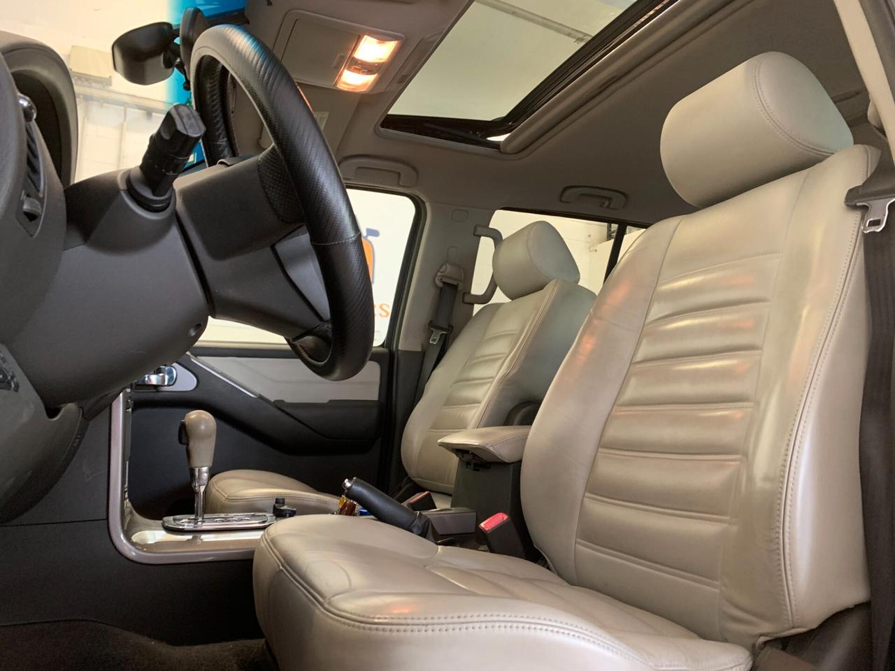 Nissan Pathfinder 2.5 dCi LE Platinum