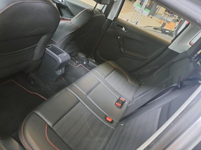 PEUGEOT 2008 100 GT Line